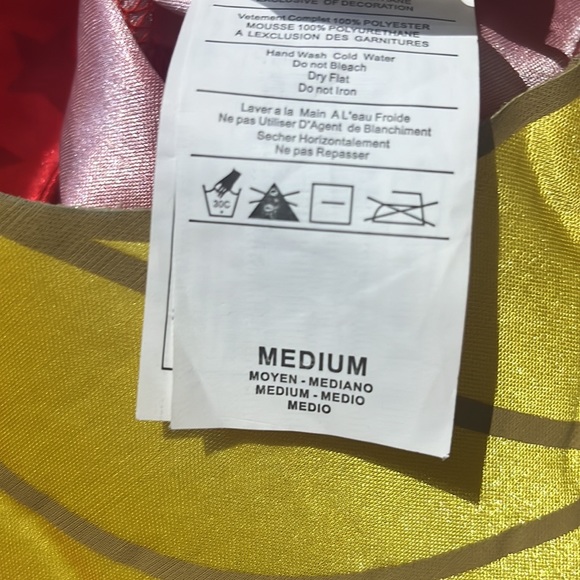 Wonder Woman costume - Picture 3 of 3